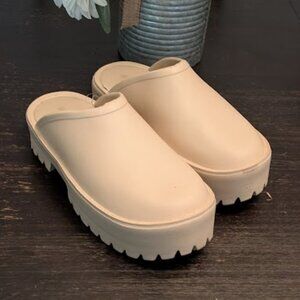 SOLE MATES Casual Clogs Slip On